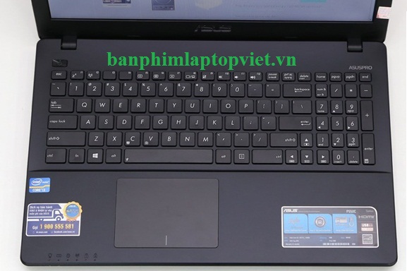 Bàn phím laptop P550 thể hiện trên thân máy tính