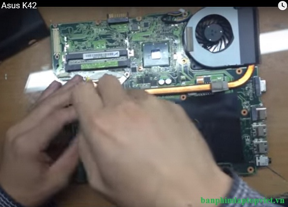 Hình ảnh Fan tản nhiệt CPU trên thân máy tính Asus K42J, K42F