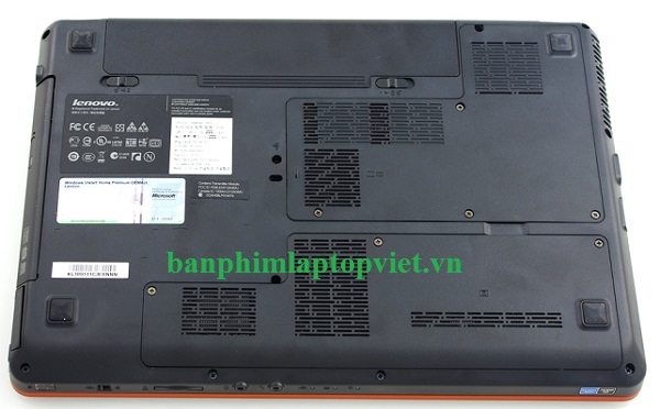 Pin laptop lenovo Y450 zin, chính hãng trên thân máy tính