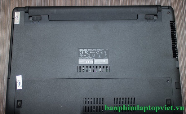 Hình ảnh mặt sau chứa pin laptop Asus X452