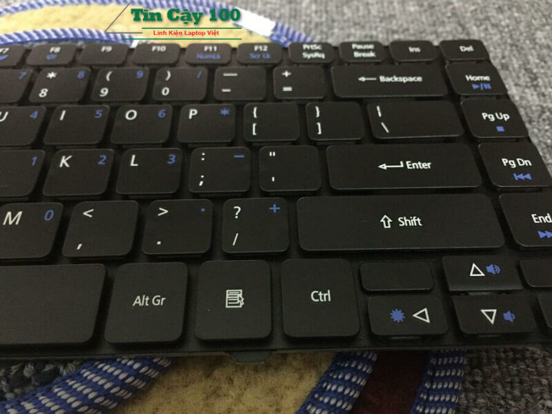 Cửa hàng phục vụ thay bàn phím laptop Acer 4637 cho sinh viên Đại học Công nghiệp Hà Nội