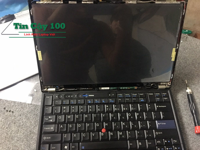 Thay màn hình X230 tại Tin Cậy 100