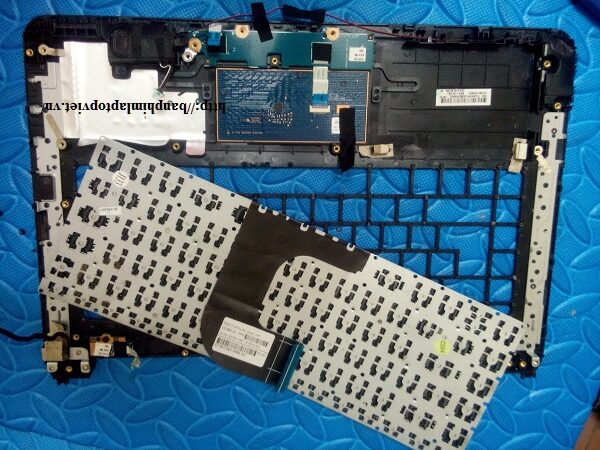 Hình ảnh bàn phím laptop HP 14-ac023tu được tháo rời