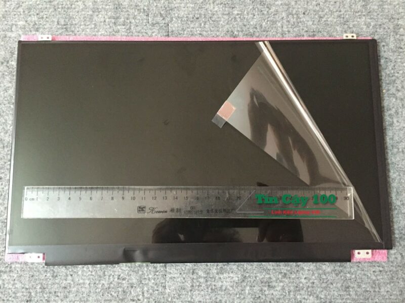 Giao diện mặt trước cùa màn hình Lenovo Ideapad 500-15ISK