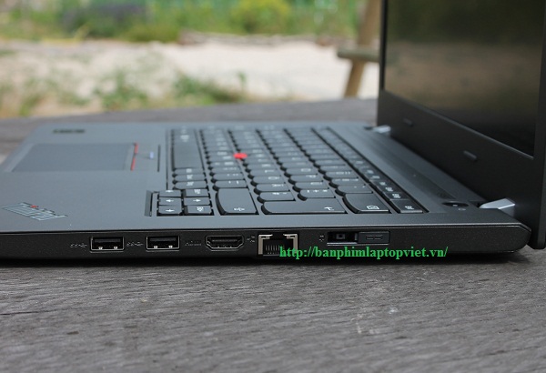 Thể hiện chuẩn cắm cổng nguồn của laptop Thinkpad E450
