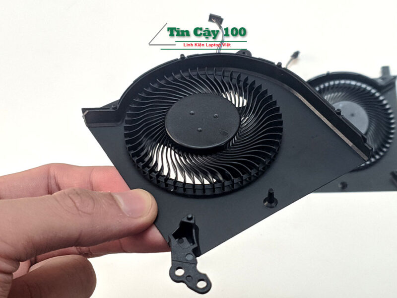 Ảnh thật fan tản nhiệt CPU laptop Lenovo Legion 5 15IMH05.